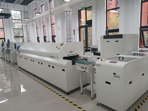 高碑店市委書記侯曉平，市長邱強一行，蒞臨光潤通科研生產(chǎn)基地(圖5)