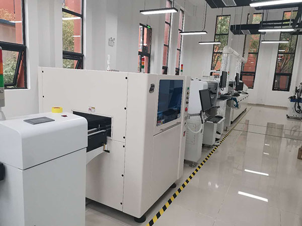 高碑店市委書記侯曉平，市長邱強一行，蒞臨光潤通科研生產(chǎn)基地(圖6)